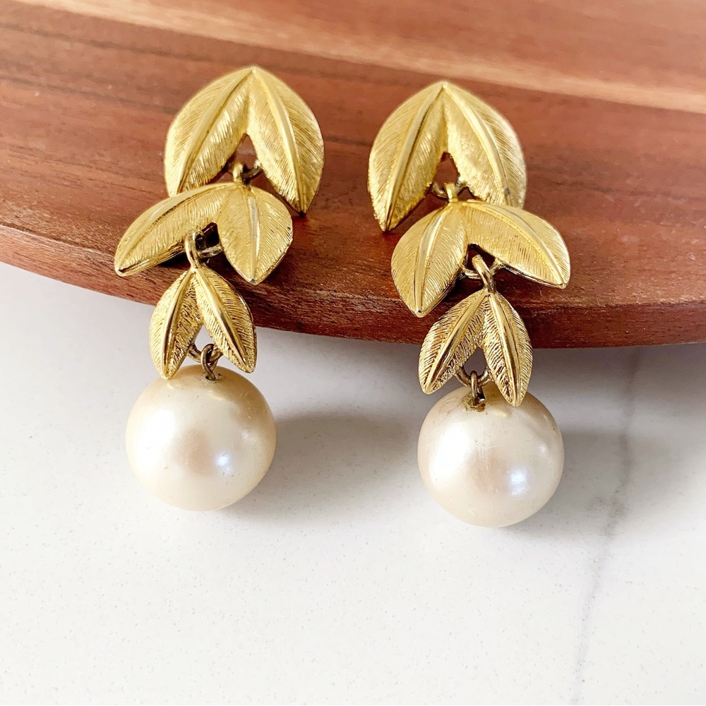 Napier Vintage Faux Pearl Gold-Tone Frosted Leaves Triple Drop Earrings - Picture 3 of 7